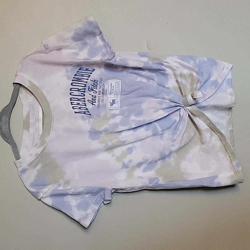 NWOT Abercrombie Kids girls size 5-6 t shirt
